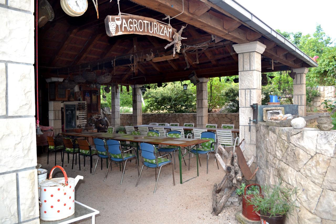 Holiday Home Klaic - Kids Friendly Gruda Exterior photo